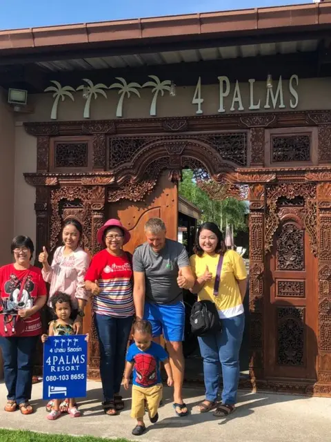Банг-Саре: Отель 4 Palms Resort