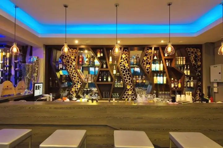 Пхитсанулок: Dragon River Avenue Hotel