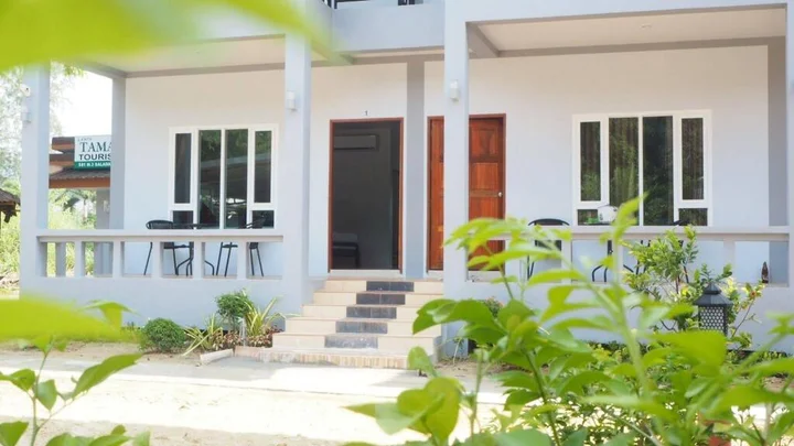 Ланта: Tamarind Twin Resort