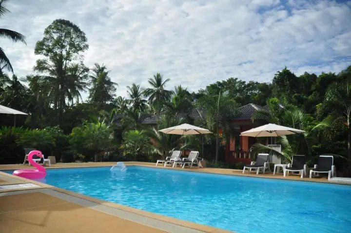 Ланта: Tamarind Twin Resort