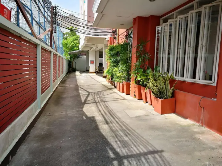 Самутпракан: J. Residence