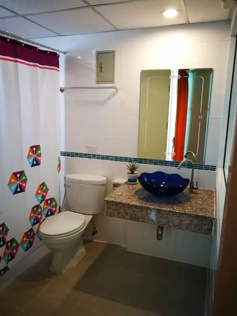 Самутпракан: J. Residence