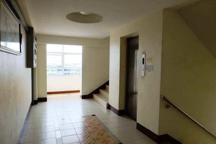 Самутпракан: J. Residence