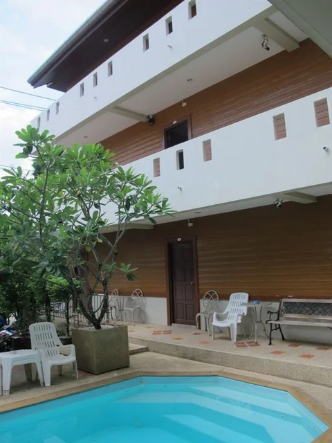 Кату: Lu Lu Hotel