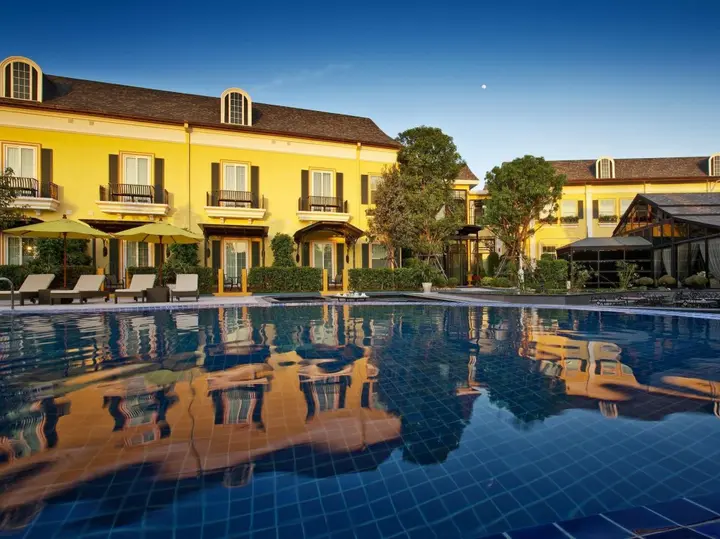 Кхлонг-Янг: Rancho Charnvee Resort and Country Club