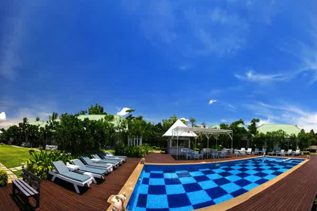 Хат-Чао-Самран: Sea Sky Beach Resort