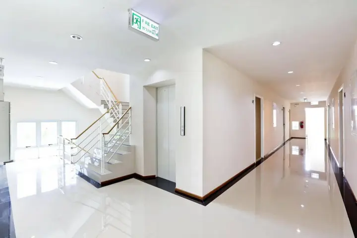 Сирача: Rangh Place