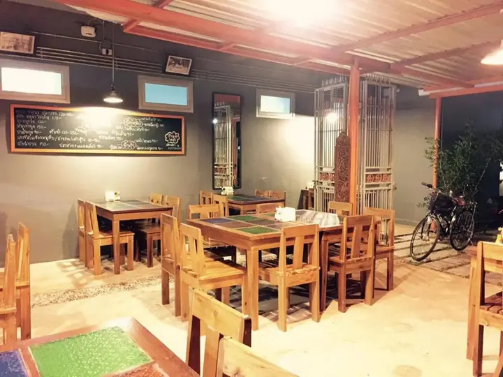 Сураттхани: Siri Guesthouse at Suratthani