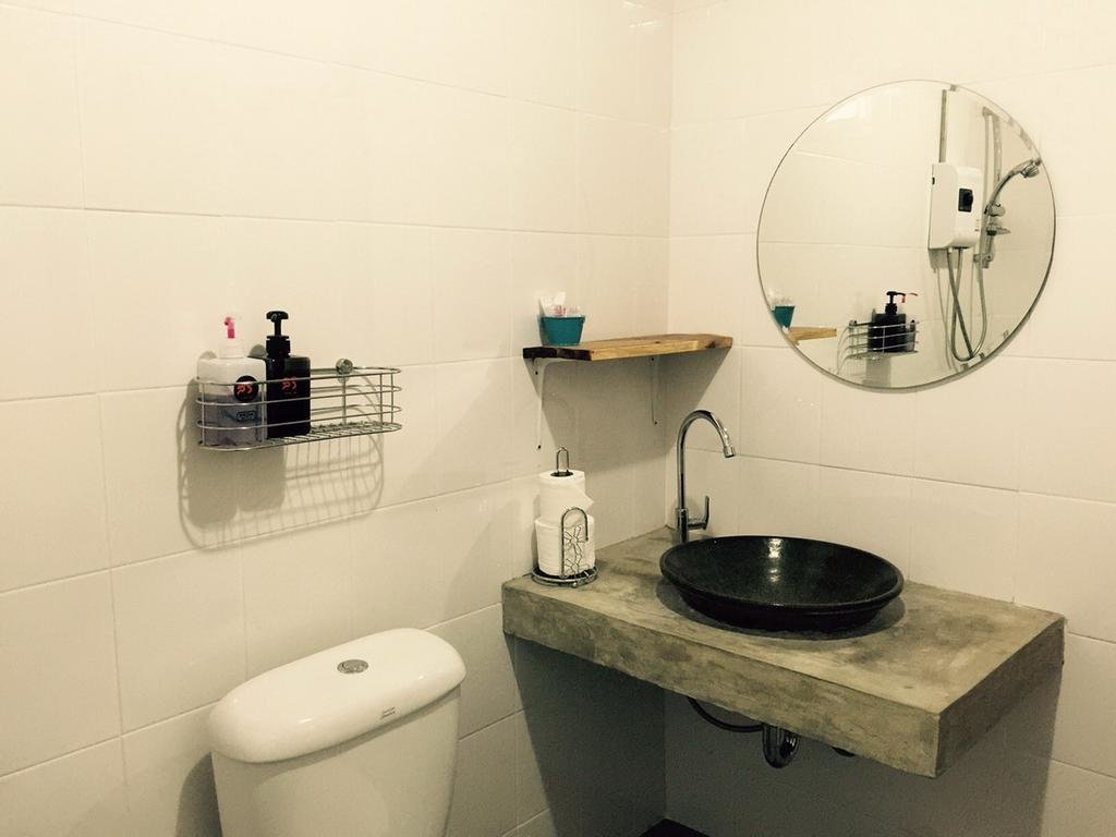 Сураттхани: Siri Guesthouse at Suratthani