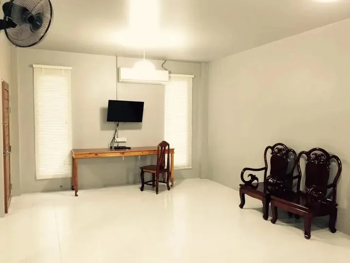 Сураттхани: Siri Guesthouse at Suratthani