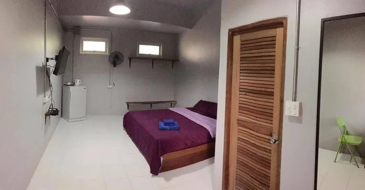 Сураттхани: Siri Guesthouse at Suratthani