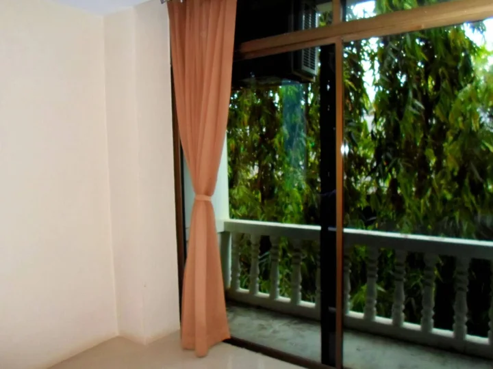 Сураттхани: River View Hotel