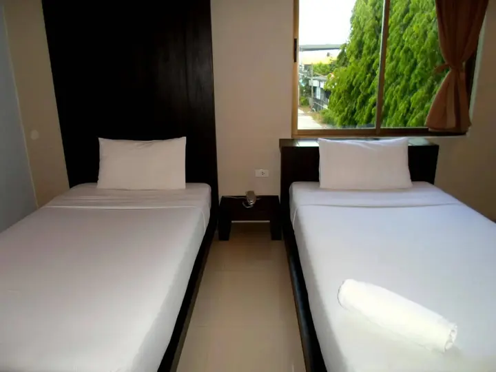 Сураттхани: River View Hotel