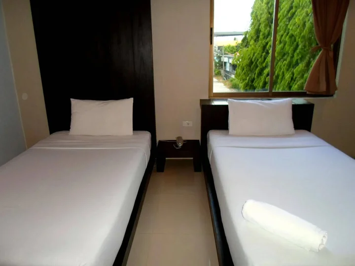 Сураттхани: River View Hotel