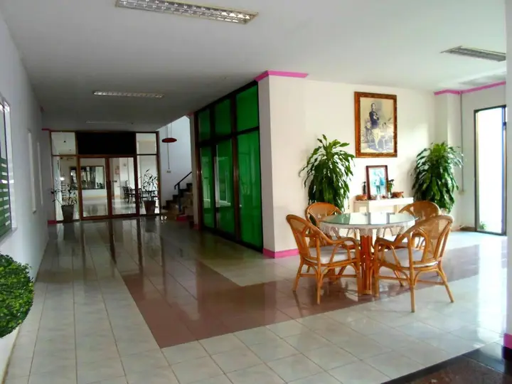 Сураттхани: River View Hotel