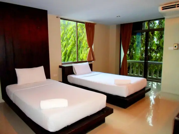 Сураттхани: River View Hotel
