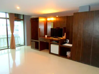 Сураттхани: River View Hotel