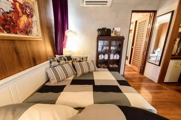 Ампхава: Rimrabeang Amphawa Cafe and Suite