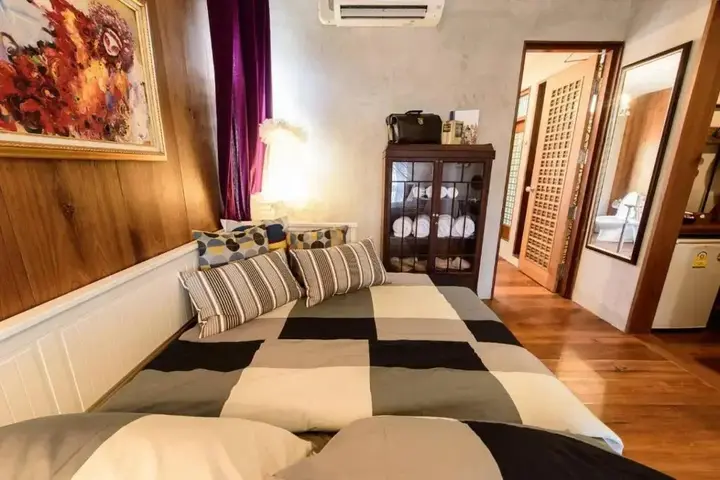 Ампхава: Rimrabeang Amphawa Cafe and Suite