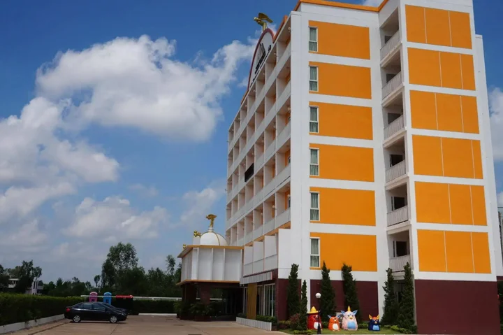 Удонтхани: Pharotel Udonthani