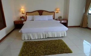 Пхитсанулок: Kresident Hotel