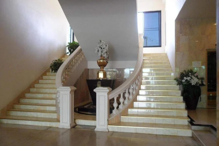 Пхитсанулок: Kresident Hotel