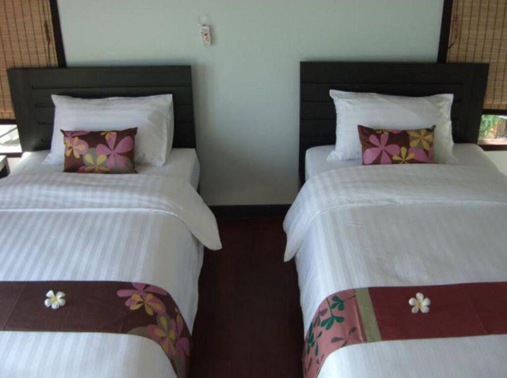 Остров Тау: Chintakiri Resort