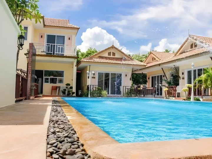 Чаам: Charm Resort Cha-am