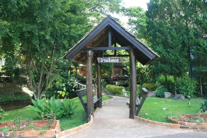 Маерим: Phu Ing Fah Resort