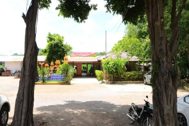 Канчанабури: The Best Riverside Guesthouse Kanchanaburi