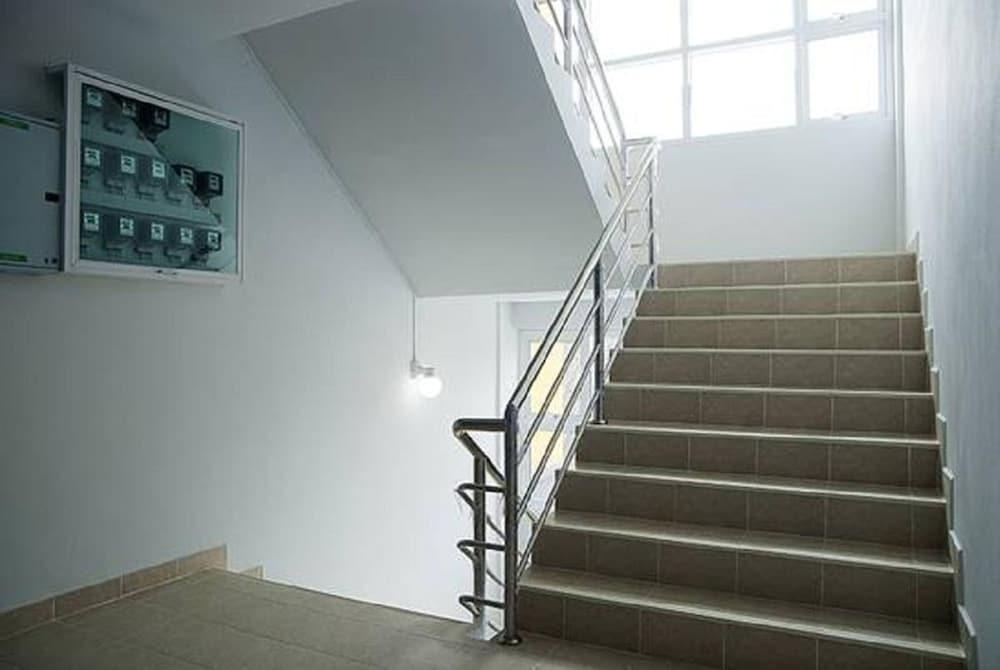 Сураттхани: Yada Living