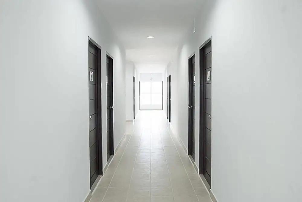 Сураттхани: Yada Living