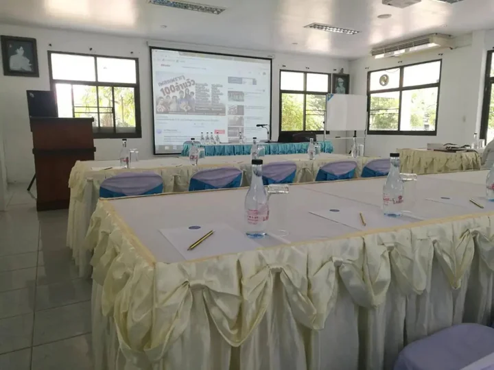 Сикао: Kipbox Hotel Trang