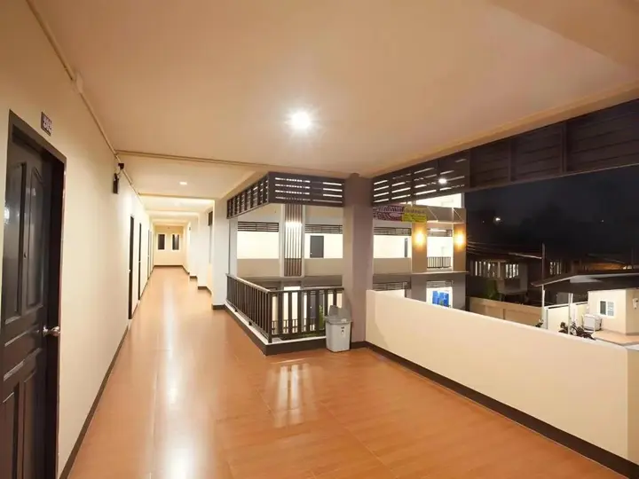 Сакон Накхон: MT Place Sakon Nakhon