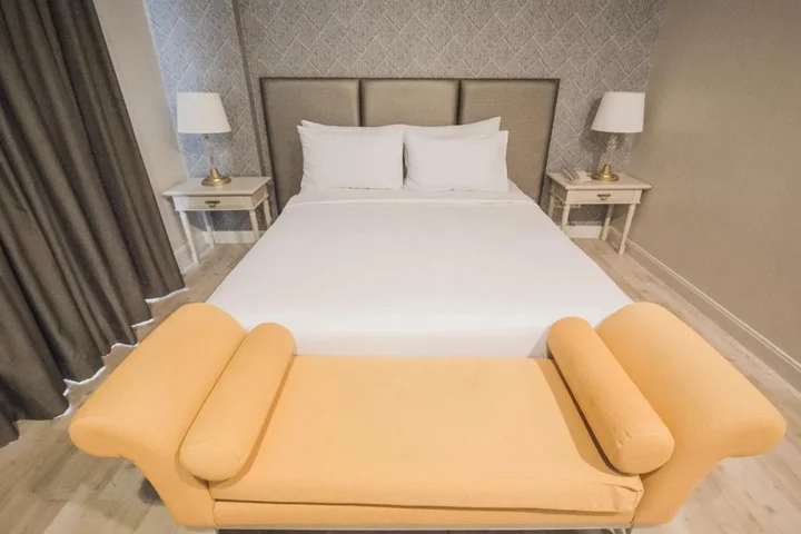 Бангкок: Romance Hotel Srinakarin