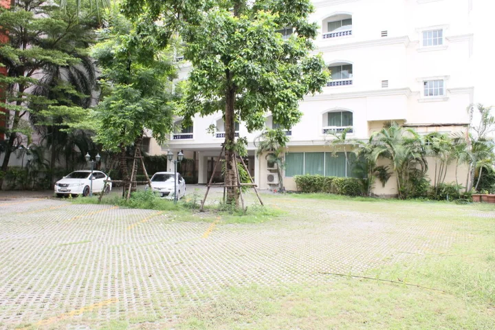 Бангкок: Romance Hotel Srinakarin