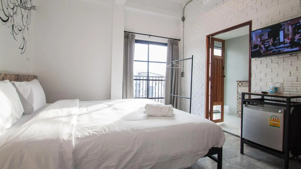 Удонтхани: V1 Room Hotel
