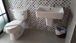 Удонтхани: V1 Room Hotel