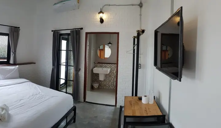Удонтхани: V1 Room Hotel