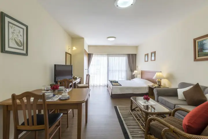 Сирача: Kameo House Hotel and Serviced Apartments