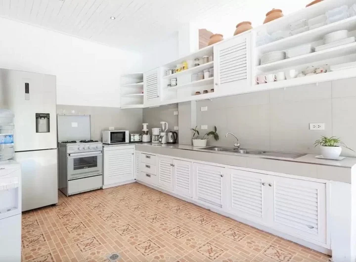 Тхаланг: Paklok Villa 180 m2