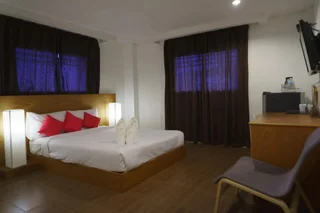 Сураттхани: I Room Hotel