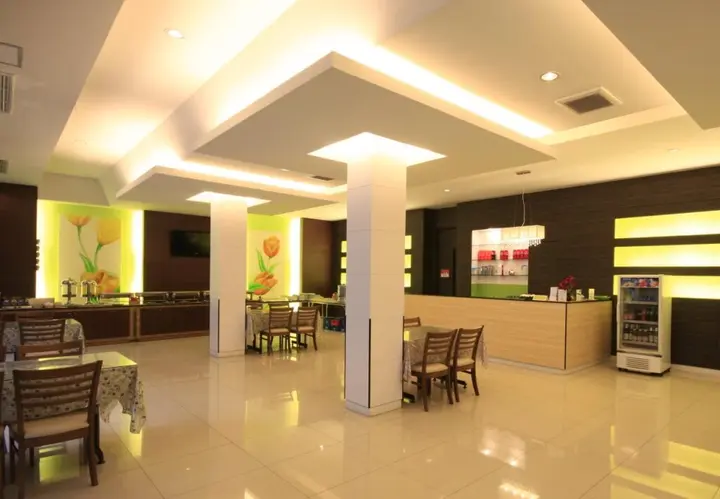 Сирача: Laemchabang City Hotel