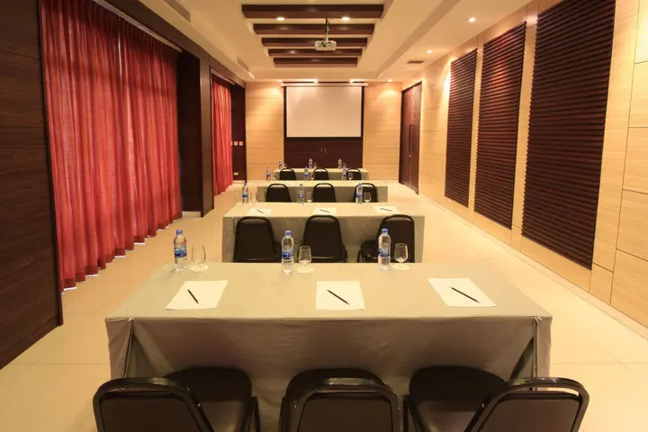 Сирача: Laemchabang City Hotel