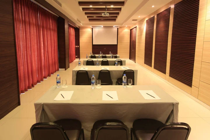 Сирача: Laemchabang City Hotel