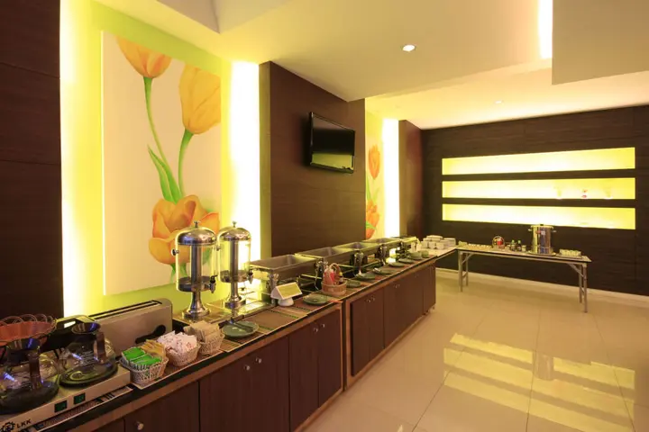 Сирача: Laemchabang City Hotel
