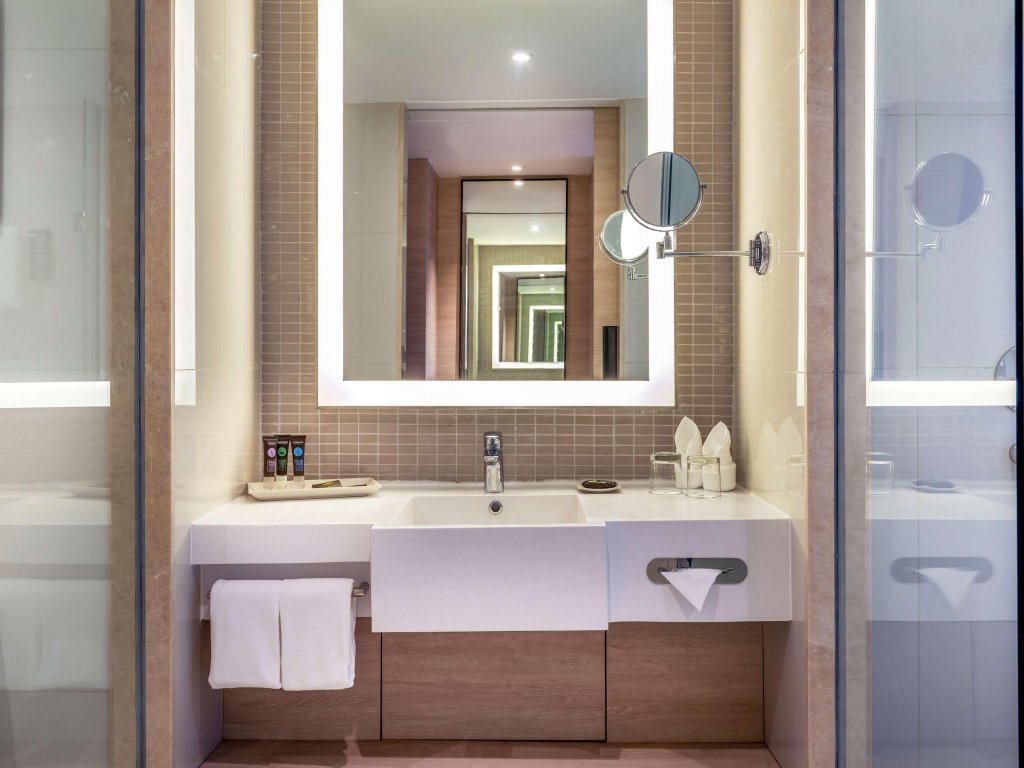 Пхукет: Novotel Phuket City Phokeethra Hotel