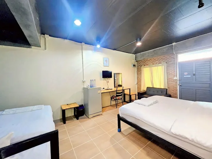 Сан-Кампаенг: Ora House