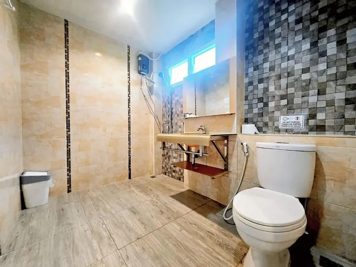 Сан-Кампаенг: Ora House