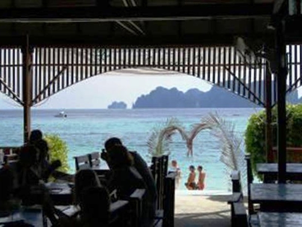 Nomads Long Beach Phi Phi — фото 2